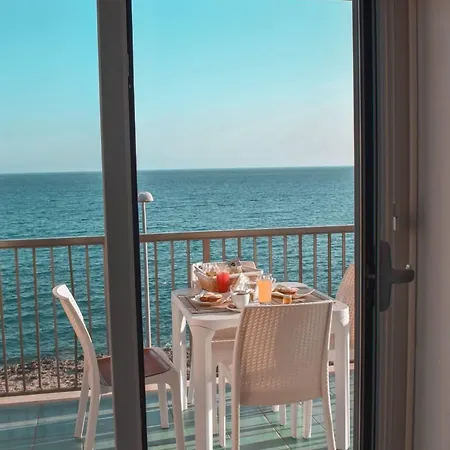 Gasthuis La Scogliera 3*