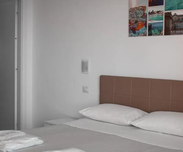 La Scogliera Guest house 3*